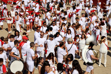 Fotos del cohete de fiestas de Caparroso 2026
