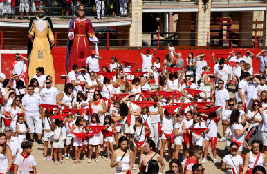 Fotos del cohete de fiestas de Caparroso 2026