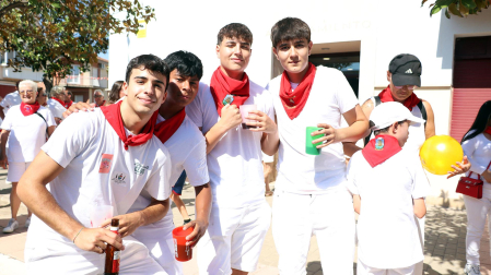Fotos del cohete de fiestas de Fontellas 2026