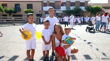 Fotos del cohete de fiestas de Fontellas 2026