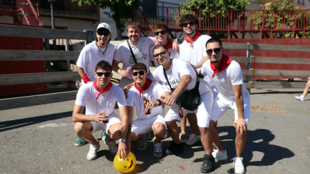 Fotos del cohete de fiestas de Fontellas 2026
