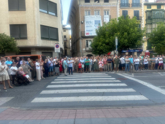 Fotos de la concentración en apoyo a Ceuta celebrada en Estella