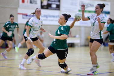 Fotos del partido Anaitasuna-Beti Onak de Balonmano disputado en Noáin