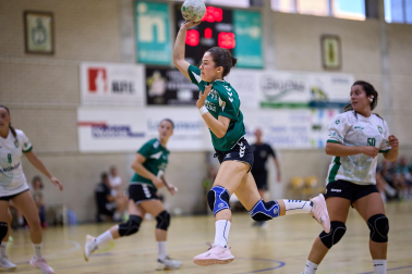 Fotos del partido Anaitasuna-Beti Onak de Balonmano disputado en Noáin