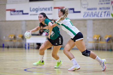 Fotos del partido Anaitasuna-Beti Onak de Balonmano disputado en Noáin
