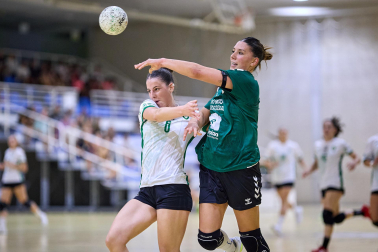 Fotos del partido Anaitasuna-Beti Onak de Balonmano disputado en Noáin