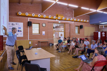 Foto de los preparativos para el nuevo curso escolar en el IES Basoko