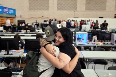 Ambiente y participantes en la apertura de la Navarra LAN Party 2026 en la UPNA