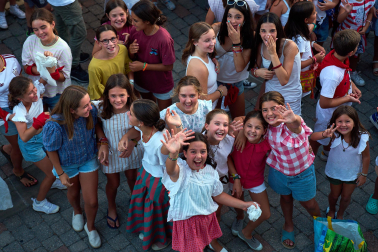 Alegría y celebraciones en el inicio de las fiestas en Zizur Menor