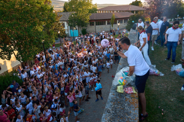 Alegría y celebraciones en el inicio de las fiestas en Zizur Menor
