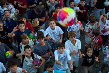 Alegría y celebraciones en el inicio de las fiestas en Zizur Menor