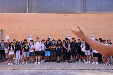 Fotos del comienzo de curso en la ESO y Bachillerato en el IES Basoko