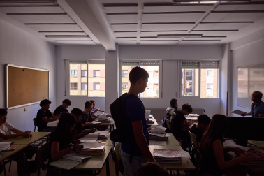 Fotos del comienzo de curso en la ESO y Bachillerato en el IES Basoko