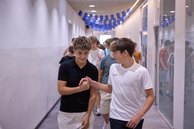 Fotos del comienzo de curso en la ESO y Bachillerato en el Liceo Monjardin