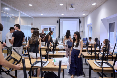 Fotos del comienzo de curso en la ESO y Bachillerato en el Liceo Monjardin