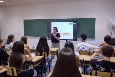 Fotos del comienzo de curso en la ESO y Bachillerato en el Liceo Monjardin