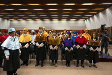 Foto del acto de inicio de curso de la UPNA en el Edificio de El Sario