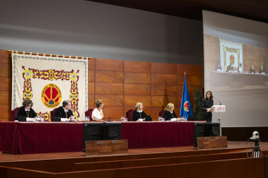 Foto del acto de inicio de curso de la UPNA en el Edificio de El Sario