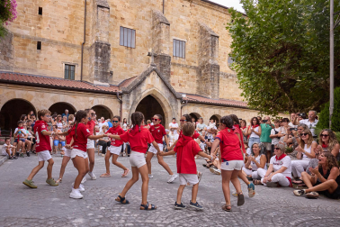 Fotos del cohete de fiestas de Ziordia 2026