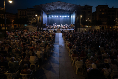 Concierto de La Pamplonesa en la Plaza del Castillo con motivo de los actos del Privilegio de la Unión