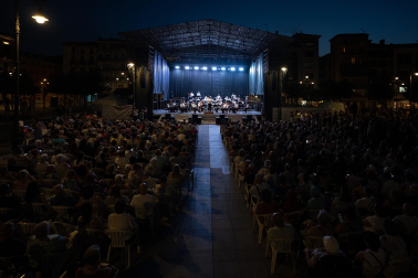 Concierto de La Pamplonesa en la Plaza del Castillo con motivo de los actos del Privilegio de la Unión