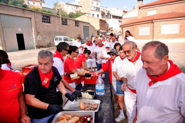 Fotos de la paellada en fiestas de Milagro 2026