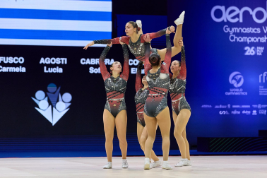 Fotos de la segunda jornada del Mundial de Aeróbic en el Navarra Arena