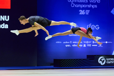 Fotos de la segunda jornada del Mundial de Aeróbic en el Navarra Arena