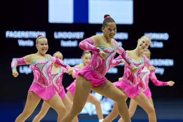 Fotos de la segunda jornada del Mundial de Aeróbic en el Navarra Arena