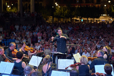 Fotos del concierto de la Orquesta Sinfónica de Navarra en la plaza del Castillo