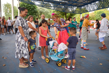 Fotos de la III Fiesta Solidaria de ADANO.