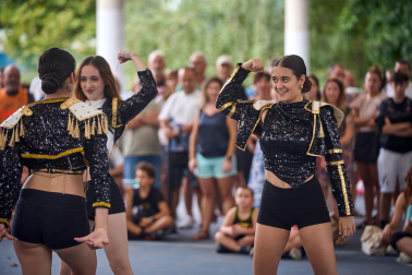 Fotos de la III Fiesta Solidaria de ADANO.