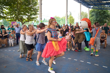 Fotos de la III Fiesta Solidaria de ADANO.
