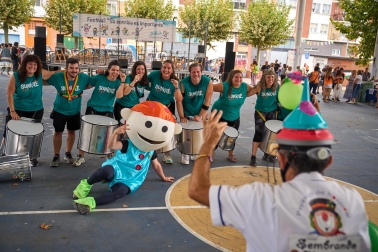 Fotos de la III Fiesta Solidaria de ADANO.