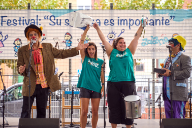 Fotos de la III Fiesta Solidaria de ADANO.
