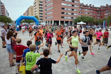 Participantes en la IX Carrera Popular de Artica disputada este domingo, 6 de septiembre