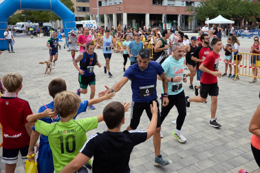 Participantes en la IX Carrera Popular de Artica disputada este domingo, 6 de septiembre