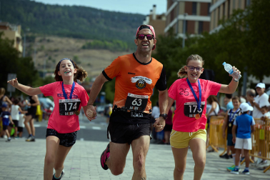 Participantes en la IX Carrera Popular de Artica disputada este domingo, 6 de septiembre