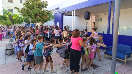 Bienvenida del profesorado de CPEIP Santa Ana de Buñuel a sus alumnos.