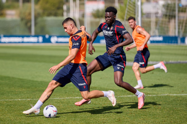 Fotos del entrenamiento de Osasuna de este lunes 7 de septiembre