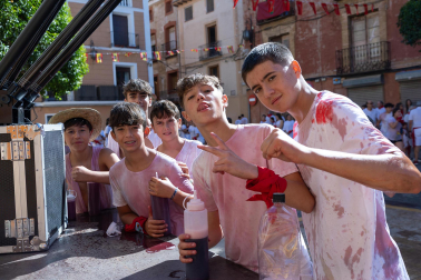 Calor, alegría, celebraciones y bailes en el arranque de las fiestas de Cintruéngio este lunes 7 de septiembre