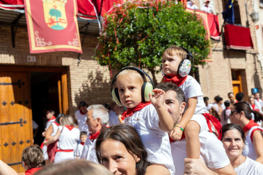 Calor, alegría, celebraciones y bailes en el arranque de las fiestas de Cintruéngio este lunes 7 de septiembre