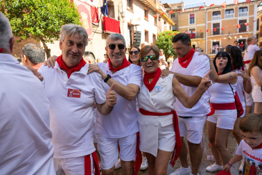 Calor, alegría, celebraciones y bailes en el arranque de las fiestas de Cintruéngio este lunes 7 de septiembre