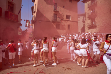 Fotos del cohete de inicio de fiestas en Cáseda