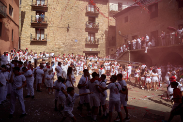 Fotos del cohete de inicio de fiestas en Cáseda