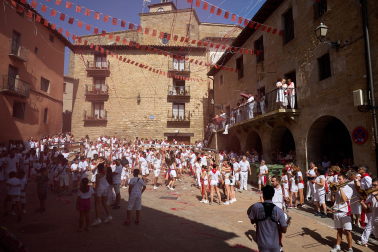 Fotos del cohete de inicio de fiestas en Cáseda