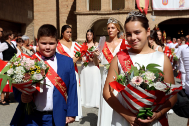 Foto de la procesión, damas de honor y quintos del 2027 en Azagra