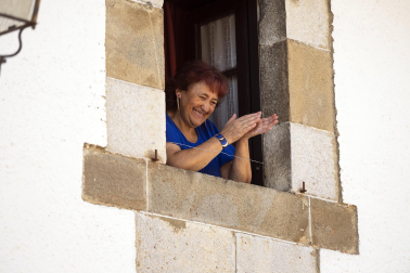 Fotos de los Danzantes de Ochagavía y sus bailes en honor de la Virgen de Muskilda