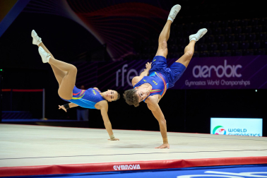Foto de los entrenamientos de la selección española de gimnasia aeróbica en el Navarra Arena