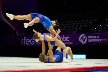 Foto de los entrenamientos de la selección española de gimnasia aeróbica en el Navarra Arena